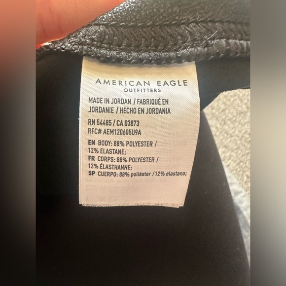 Women’s American Eagle black size small textured leggings - Picture 4 of 5